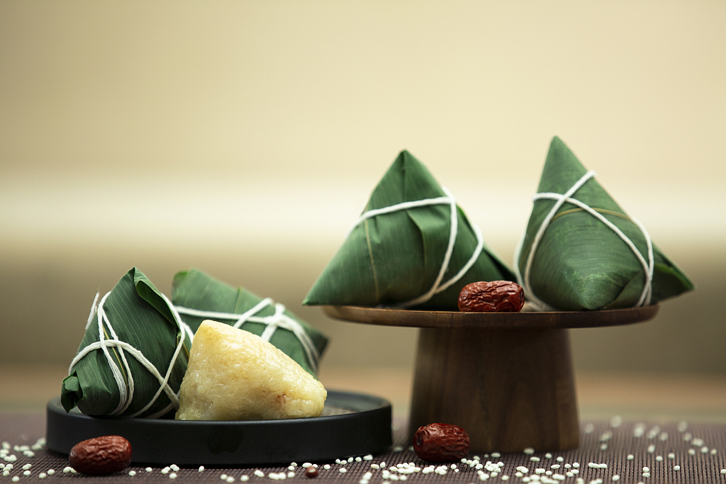 Zongzi, a kind of traditional sticky rice dumpling, is a festive food eaten during China's Duanwu Festival, or Dragon Boat Festival. /CFP