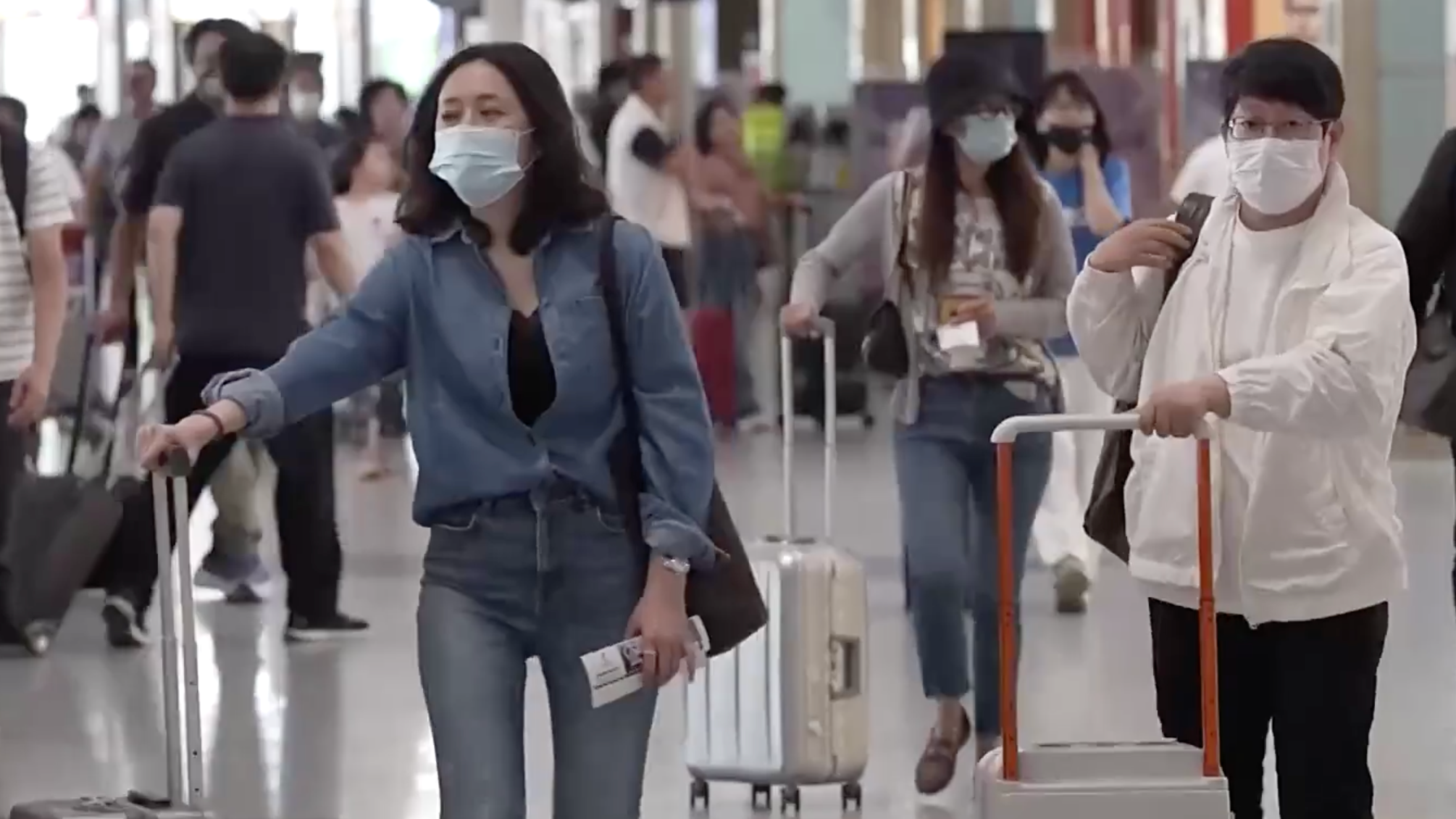 Travelers at Beijing Capital International Airport, June 22, 2023. /CMG