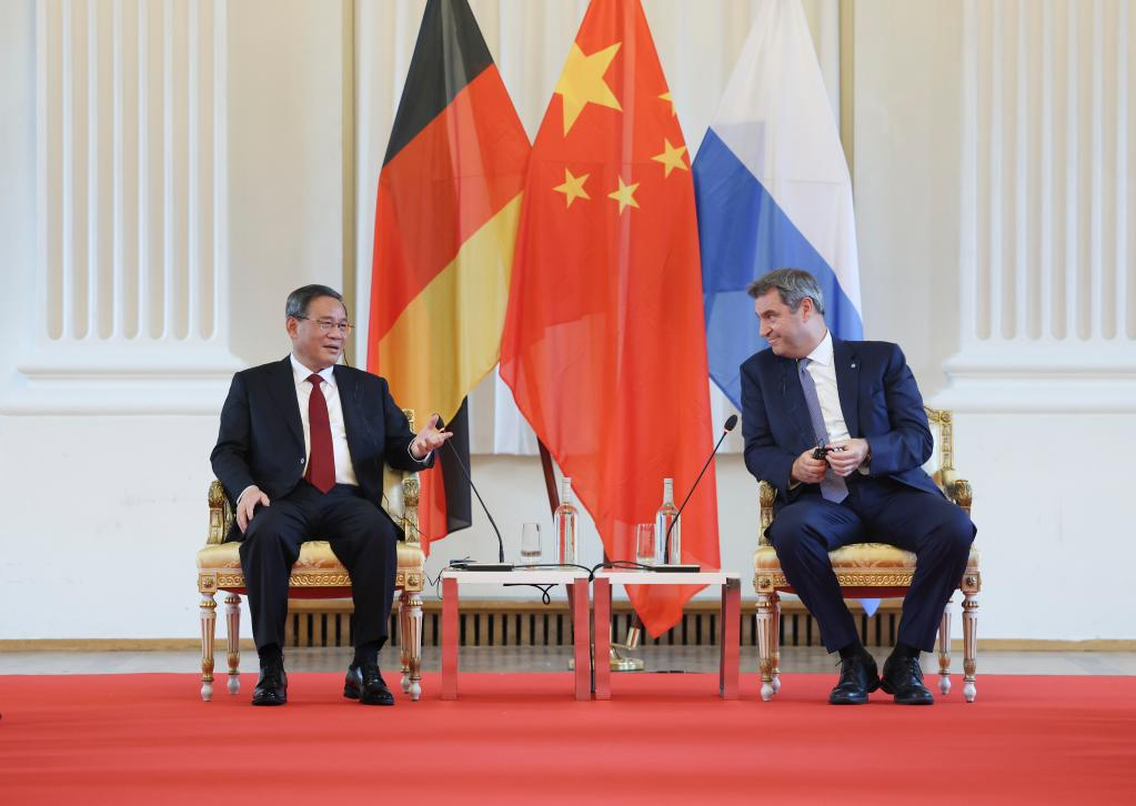 Chinese Premier Li Qiang (L) meets with Bavaria's Minister-President Markus Soeder in Bavaria state, Germany, June 20, 2023. /Xinhua