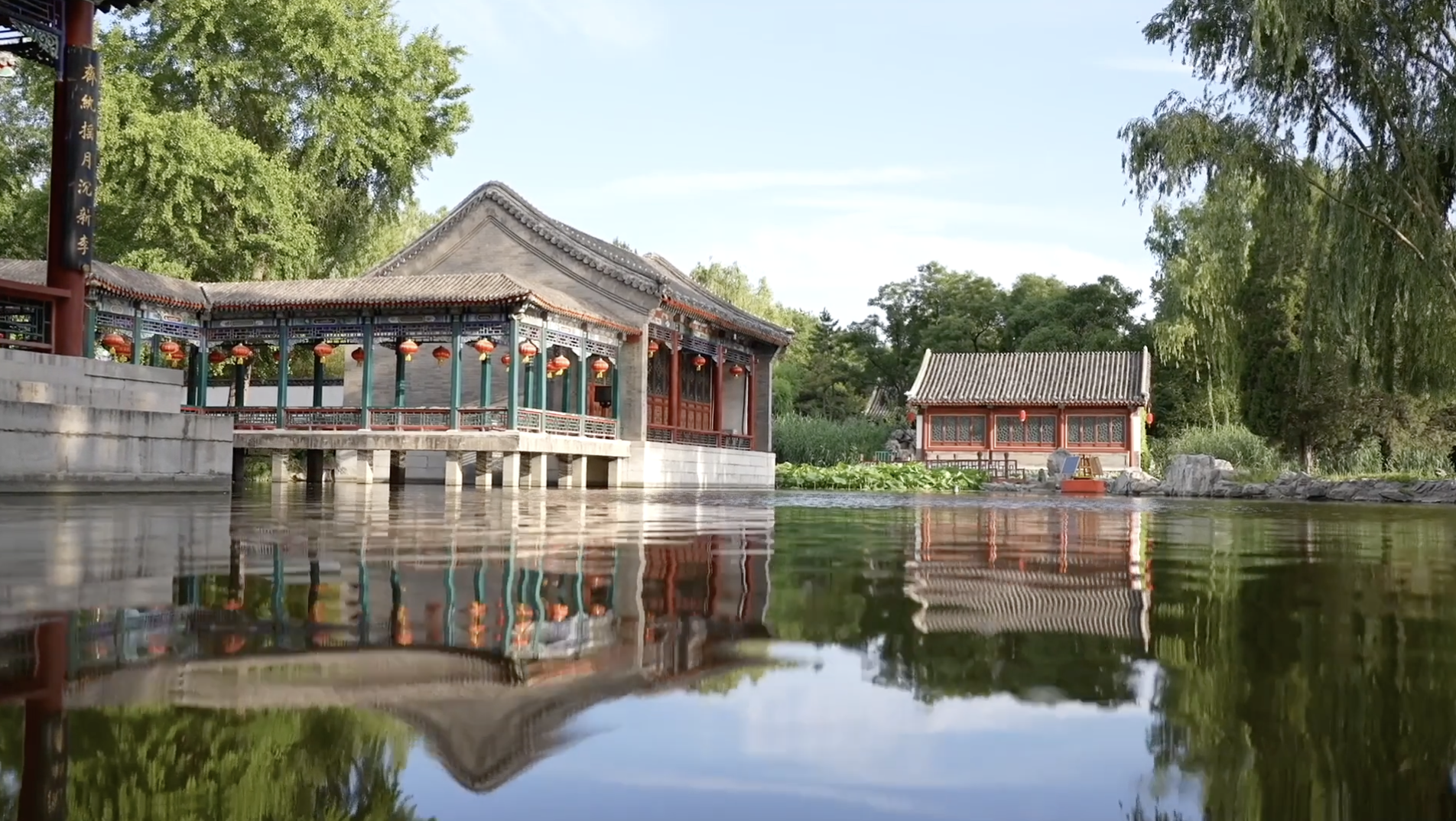 A photo of Beijing's Grand View Garden, the filming location for the 1987 TV adaptation of 