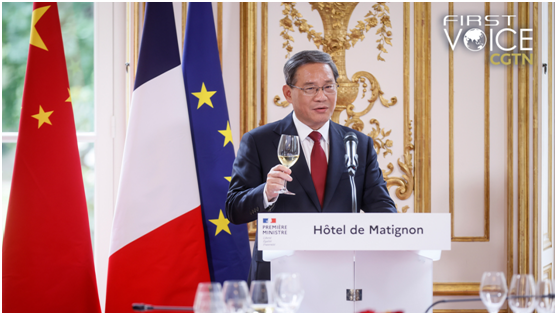 Chinese Premier Li Qiang toasts during a working lunch with French Prime Minister Elisabeth Borne, Paris, France, June 22, 2023. /AP 