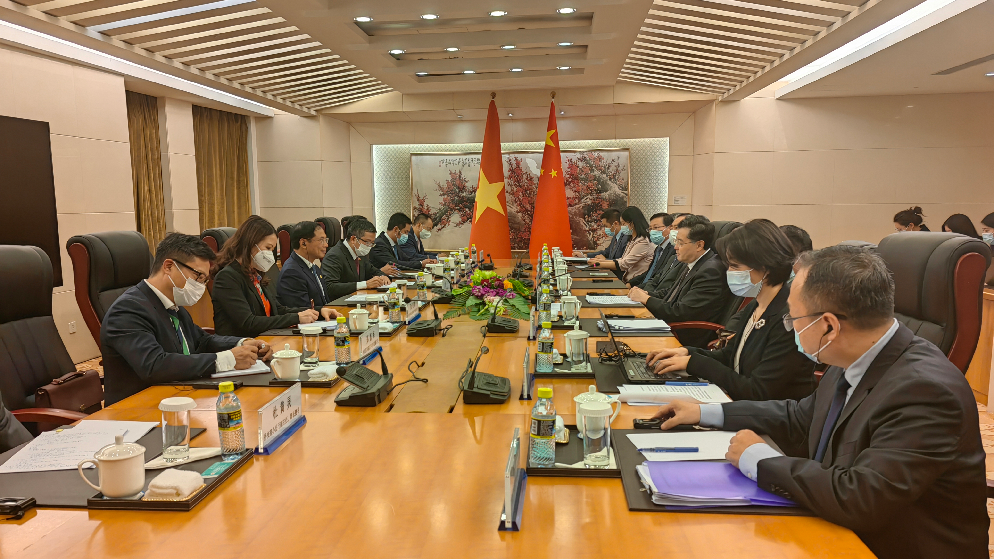 Chinese State Councilor and Foreign Minister Qin Gang holds talks with Vietnamese Foreign Minister Bui Thanh Son in Beijing, China, June 25, 2023. /CGTN