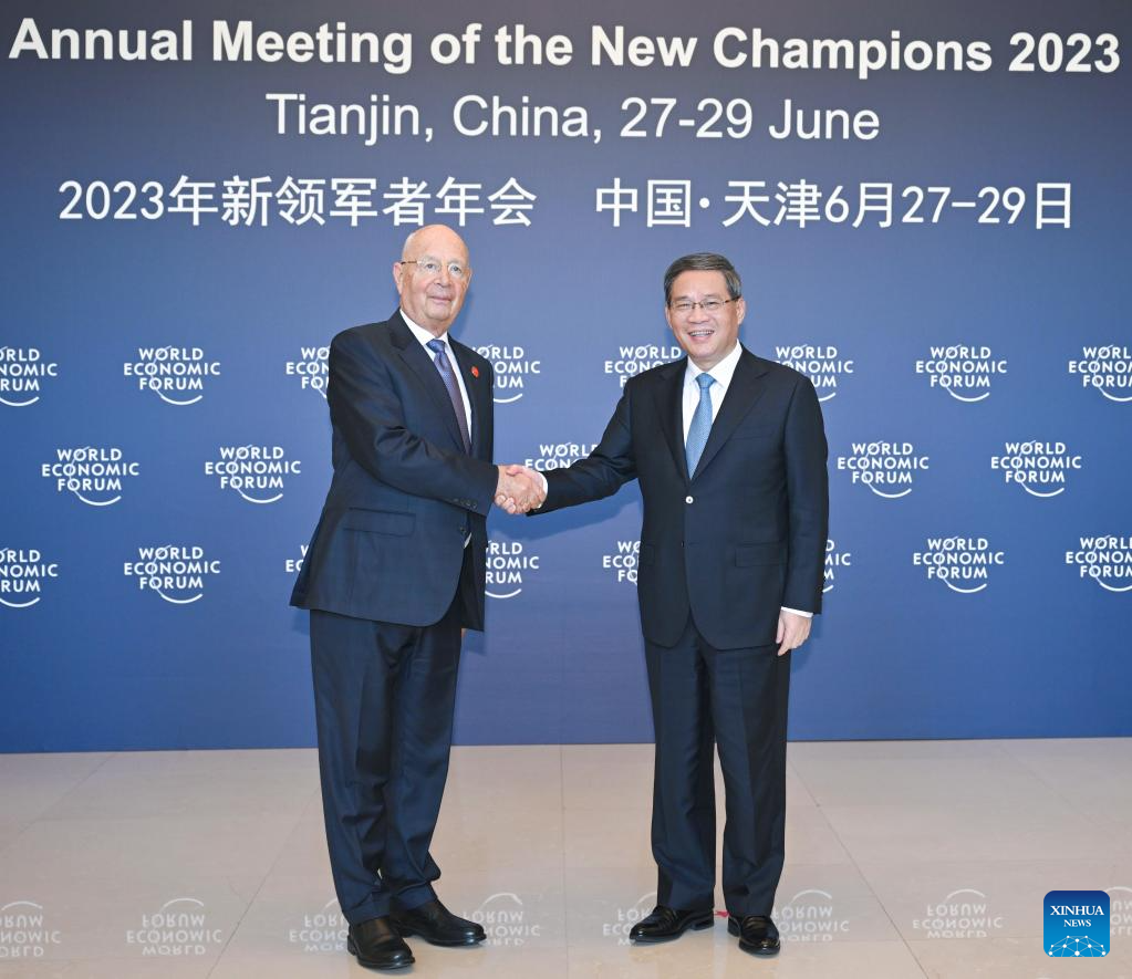 Chinese Premier Li Qiang (R) meets with Executive Chairman of the World Economic Forum Klaus Schwab in Tianjin, north China, June 26, 2023. /Xinhua