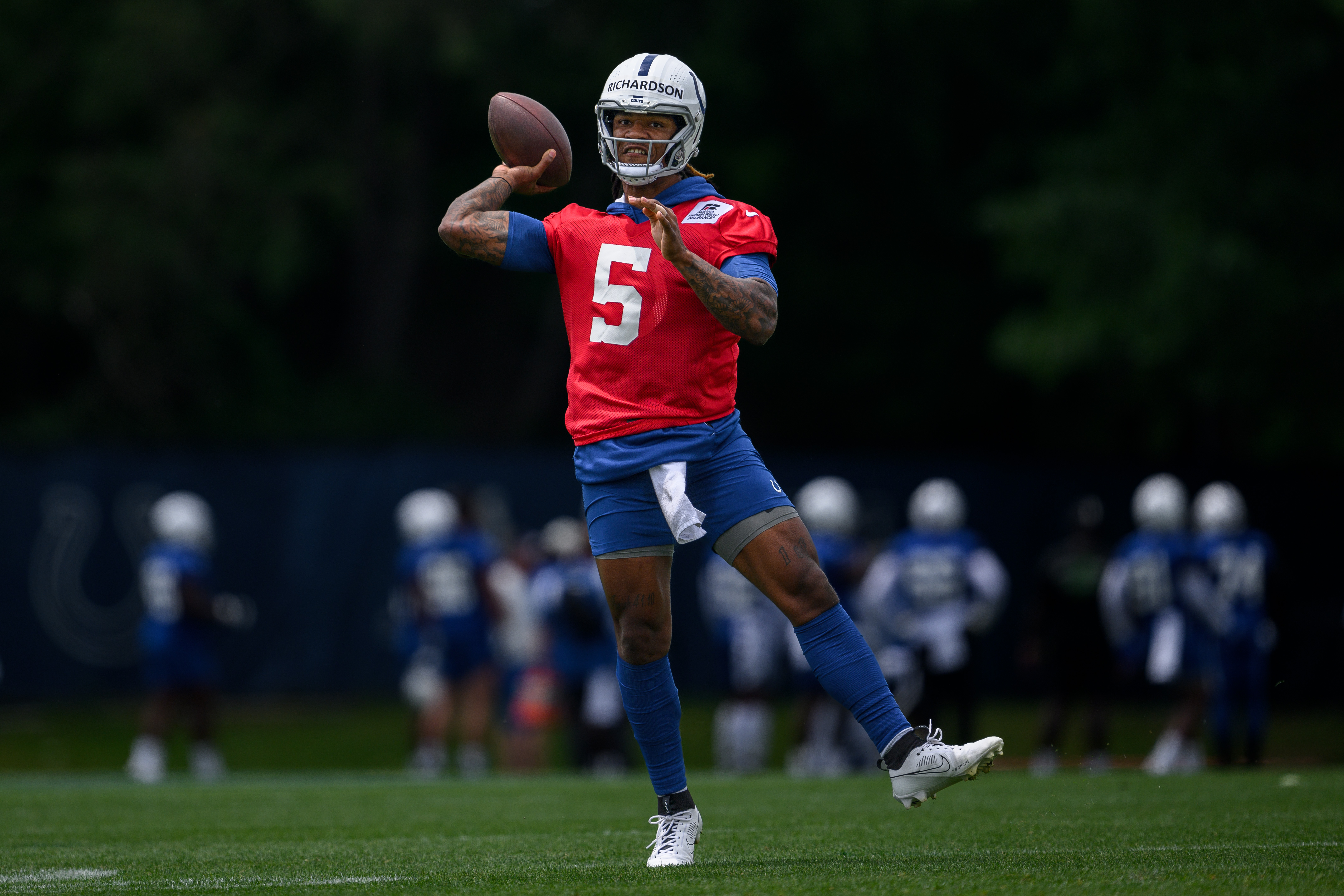 Quarterback Anthony Richardson of the Indianapolis Colts throws the ball during practice at the Indiana Farm Bureau Football Center in Indianapolis, Indiana, June 14, 2023. /CFP