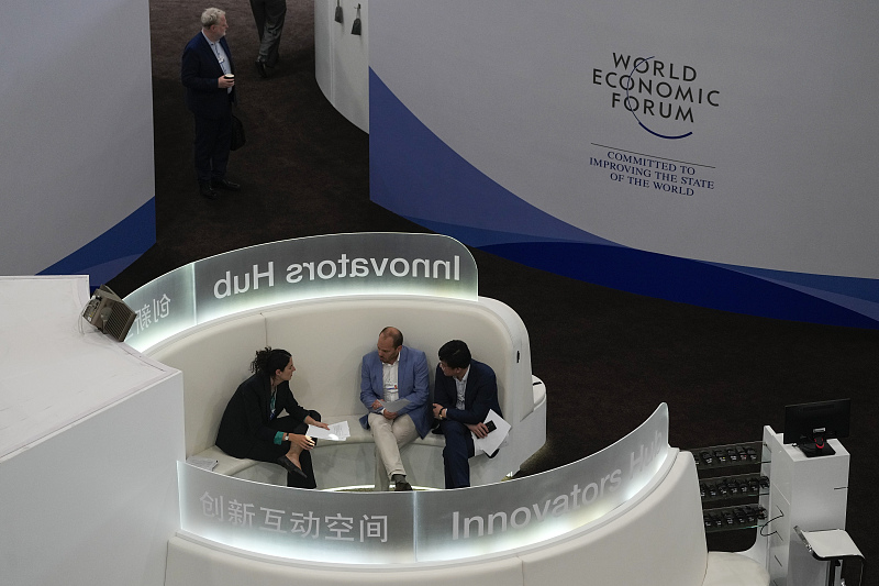 Delegates chat at the Meijiang Convention and Exhibition Center, ahead for the World Economic Forum's Annual Meeting of the New Champions 2023 in China's Tianjin Municipality, June 26, 2023. /CFP