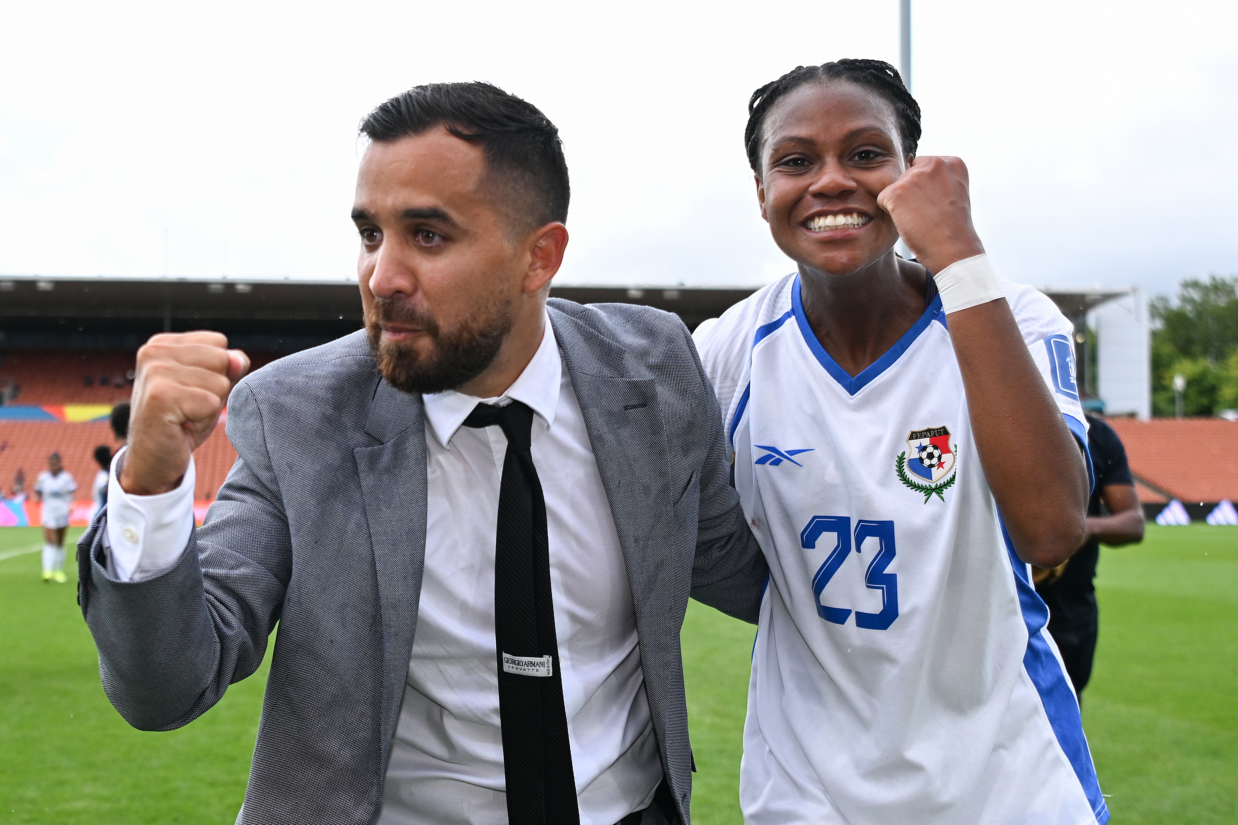 Ignacio Quintana (L), head coach of Panama, and player Carina Baltrip-Reyes celebrate their win in the 2023 FIFA Women's World Cup playoff tournament game against Paraguay at Waikato Stadium in Hamilton, New Zealand, February 23, 2023. /CFP 