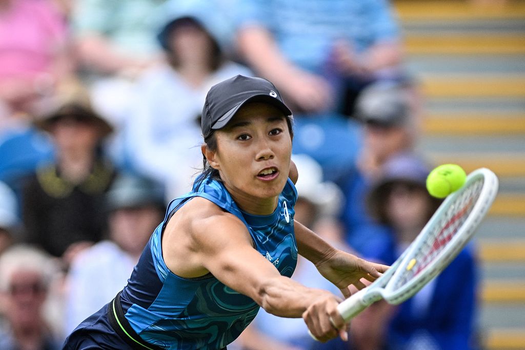 Zhang Shuai of China competes in the Rothesay International women's singles Round of 32 match against Harriet Dart of Britain at Devonshire Park in Eastbourne, England, June 26, 2023. /CFP