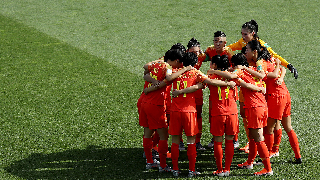 Team China huddle before the match against Italy during the 2019 FIFA Women's World Cup in Montpellier, France, June 25, 2019. /CFP