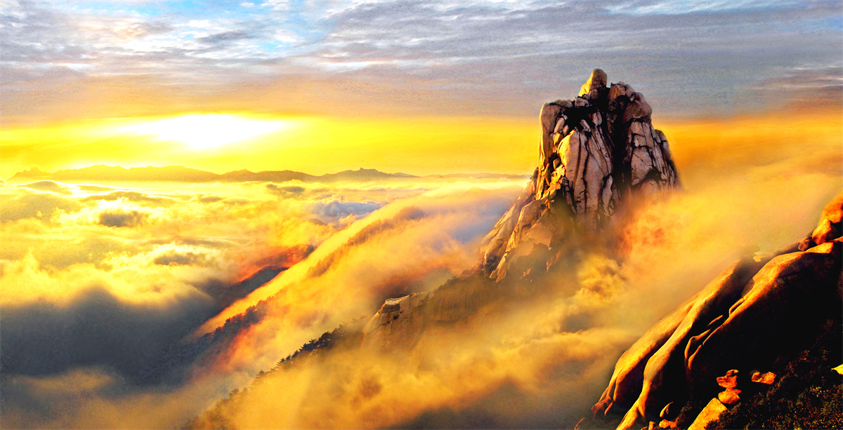 An undated photo shows the Mount Tianzhu in Anhui Province shrouded in rolling clouds. / Photo provided to CGTN