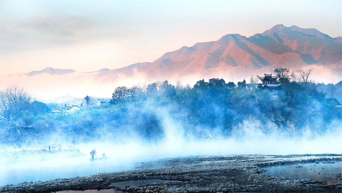 An undated photo shows the Taohuatan scenic spot in Anhui Province amid frost in winter. / Photo provided to CGTN