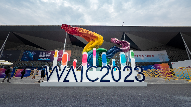 WAIC en español — WAIC