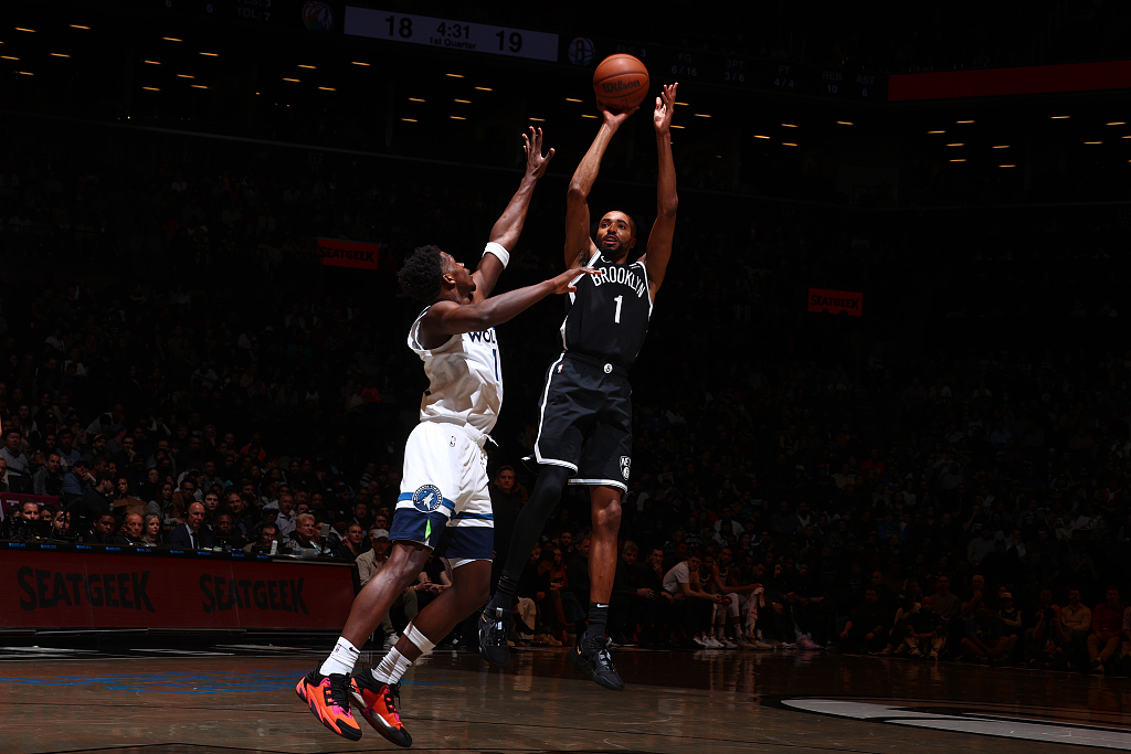 Mikal Bridges (R) of the Brooklyn Nets will play for USA in the 2023 FIBA Basketball World Cup. /CFP