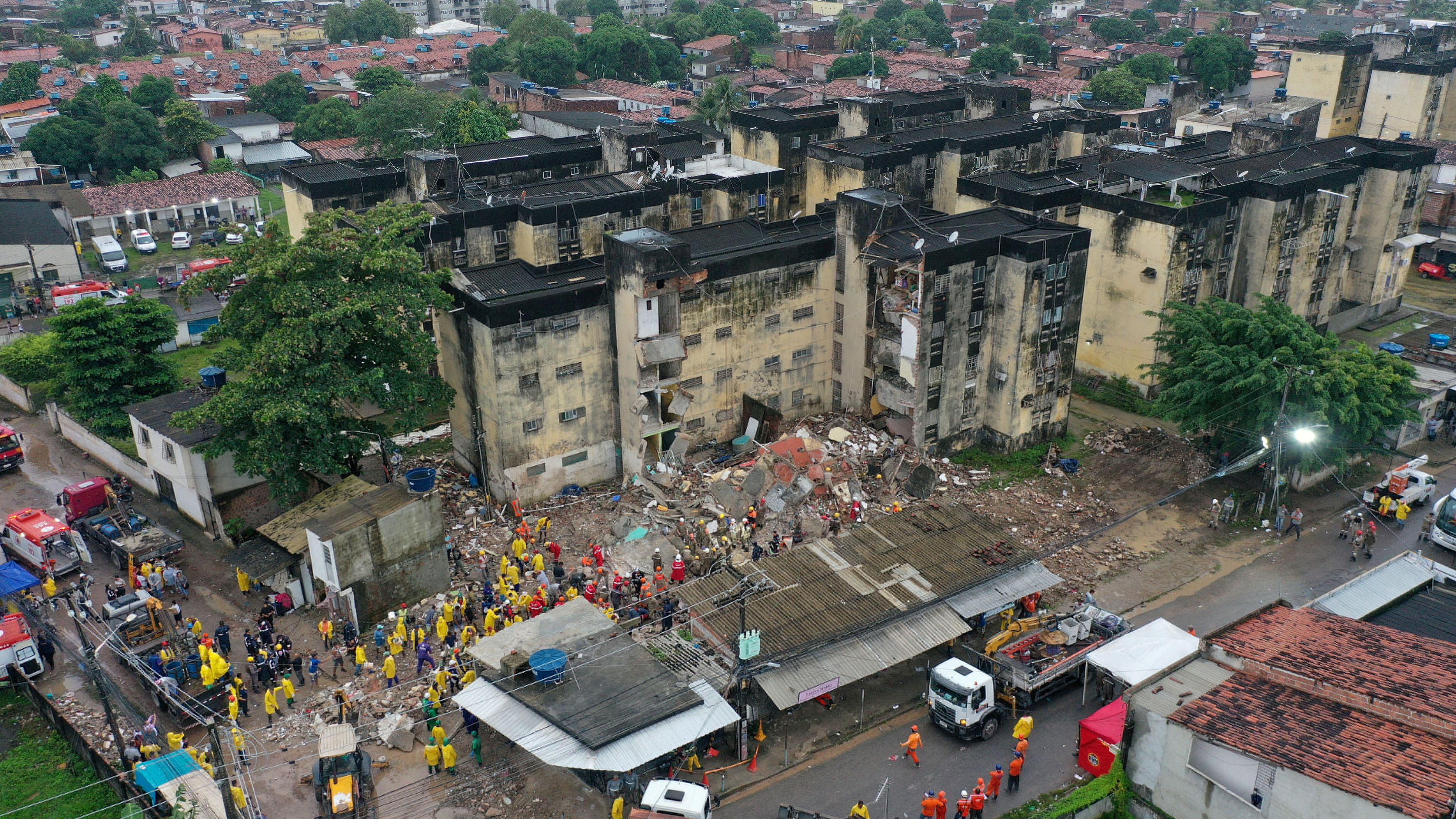 The debris of a building collapse in Recife, Pernambuco state, Brazil, July 7, 2023. /Reuters