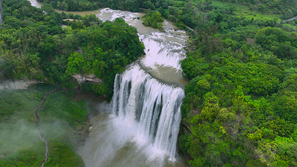 Live: Behold the grandeur of Huangguoshu Waterfall during its peak viewing season - Ep. 5