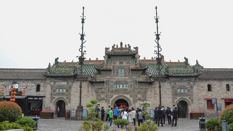 Beiguan Historical Block is a well-preserved national-level tourism and leisure block located in Bozhou City, Anhui Province. /CFP