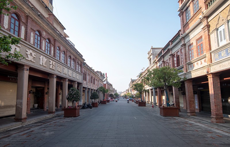 A glimpse of the qilou building complex running along Zhongshan Road in Quanzhou City, Fujian Province. /CFP