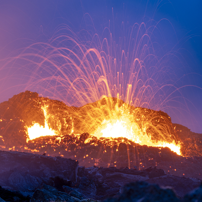 Live Volcano Erupts On Reykjanes Peninsula Southwest Iceland Cgtn