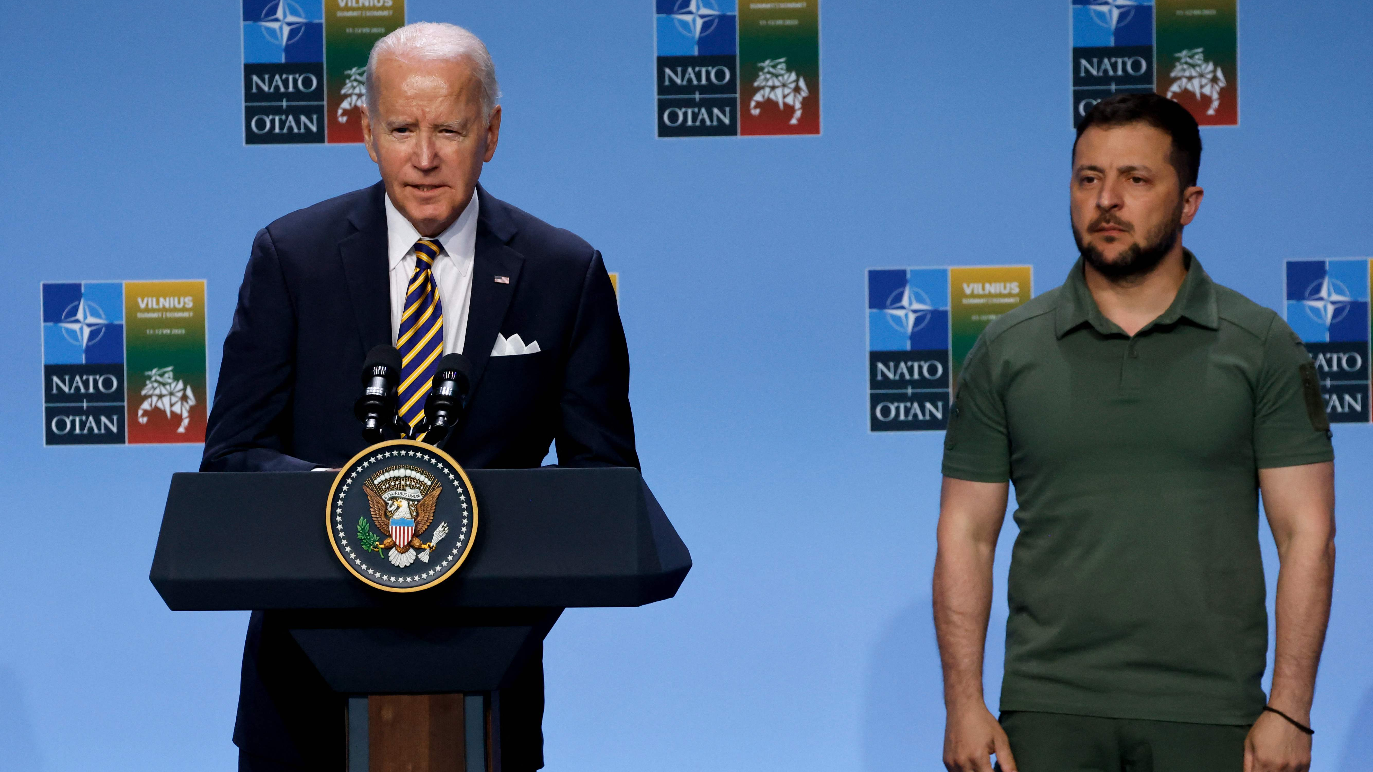 U.S. President Joe Biden (L) delivers his speech as he is flanked by Ukraine's President Volodymyr Zelenskyy during an event with G7 leaders to announce a Joint Declaration of Support for Ukraine during the NATO Summit in Vilnius, Lithuania, July 12, 2023. /AFP