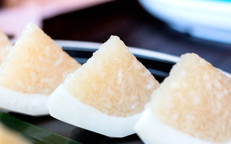 Hainan's local specialty dessert, coconut rice /Photo provided to CGTN