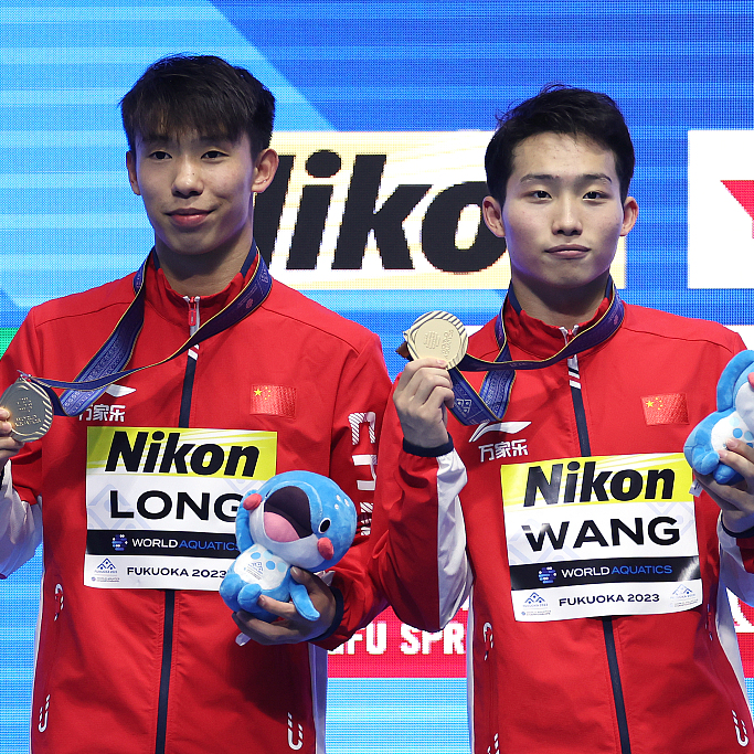 Chinese Pair Win World Aquatics Gold In Mixed 10m Synchronized Diving ...