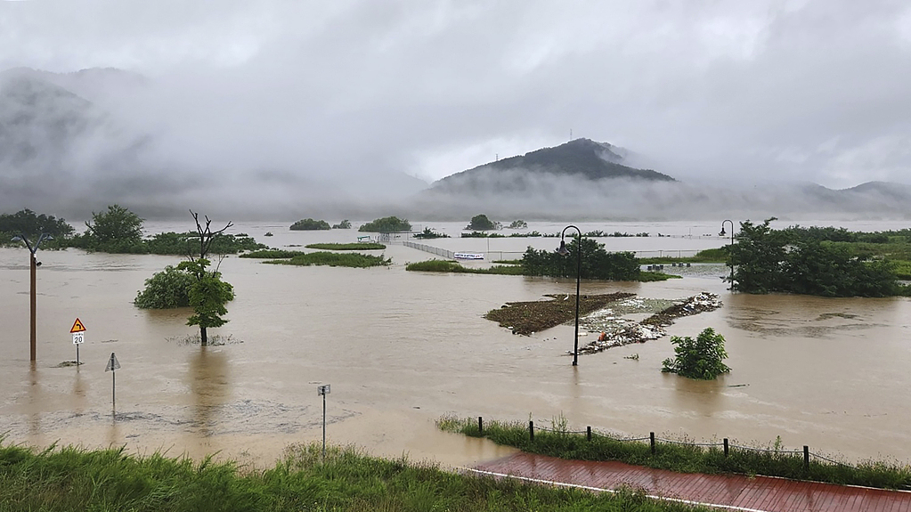 A part of a park along the Geum River is flooded due to heavy rain in Sejong, South Korea, July 15, 2023. /CFP