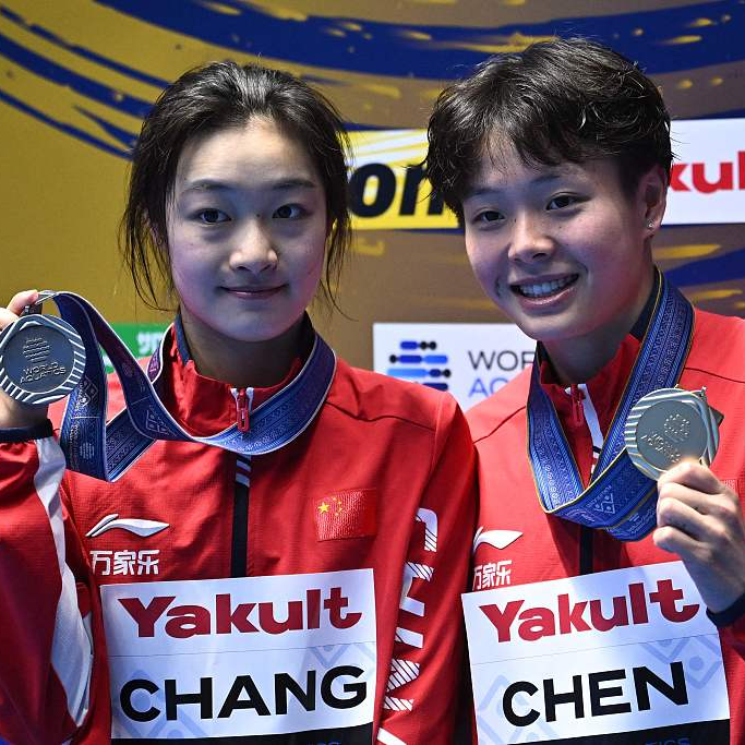 Chinese divers win close women's 3m springboard final at World Aquatics ...