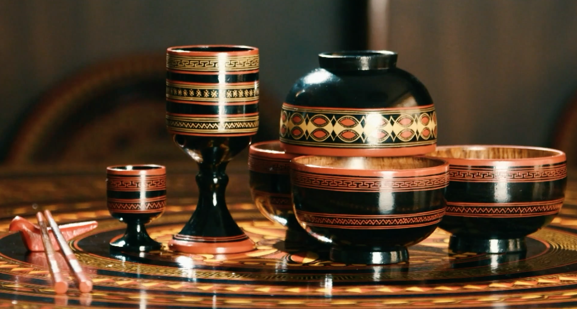 A set of Yi lacquerware. /CGTN