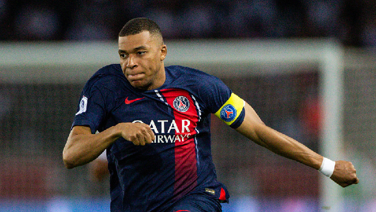 Kylian Mbappé receives an offer by Al Hilal which is much bigger