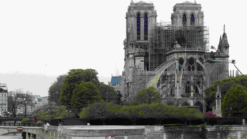 2019年的大火摧毁了巴黎地标建筑巴黎圣母院。  /CFP