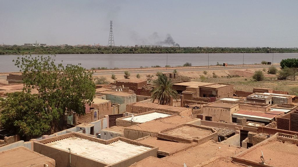 Smoke billows in the north of the Khartoum Bahri district as fighting continues in war-torn Sudan, July 17, 2023. /CFP