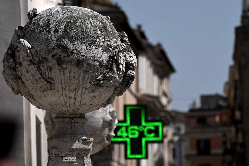 A pharmacy's sign indicates a temperature of 46 degrees Celsius in Rome, Italy, on July 18, 2023. /VCG