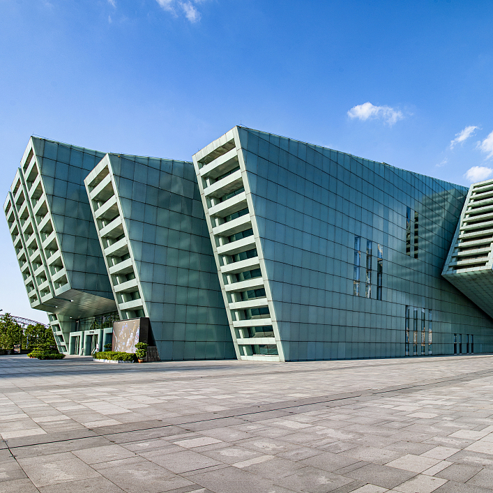 Live: A glance of Chongqing Grand Theater - CGTN