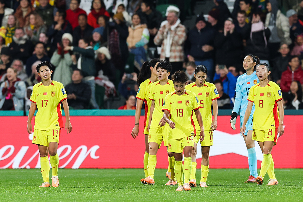 China players react after their Women's World Cup match loss to Denmark at Perth Rectangular Stadium in Perth, Australia, July 22, 2023. /CFP