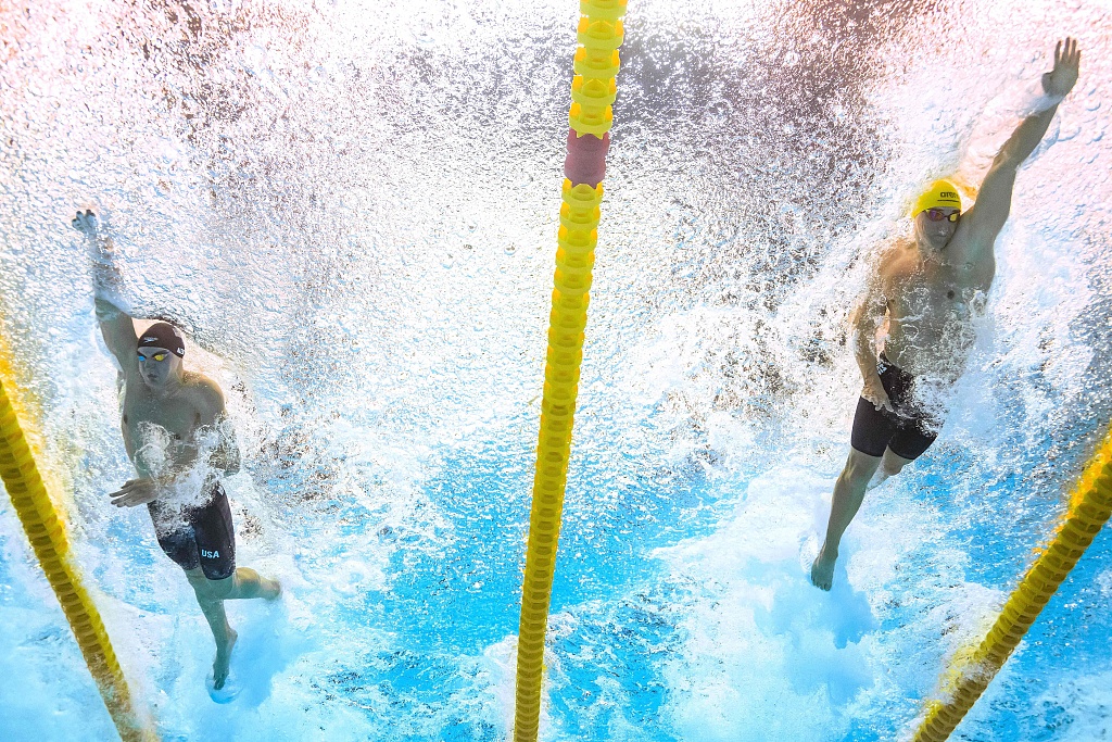 Australian Cameron McEvoy (R) competes on his way to winning alongside American Jack Alexy in the men's 50m freestyle final during the World Aquatics Championships in Fukuoka, Japan, July 29, 2023. /CFP