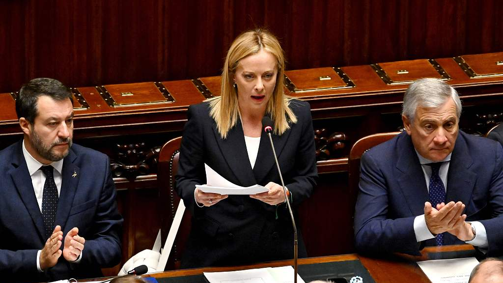 Italy's Prime Minister Giorgia Meloni (C) speaks in her first address to parliament in Rome, Italy, October 25, 2022. /CFP