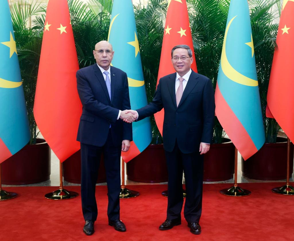 Chinese Premier Li Qiang meets with Mauritanian President Mohamed Ould Cheikh Ghazouani in Beijing, the capital of China, July 30, 2023. /Xinhua