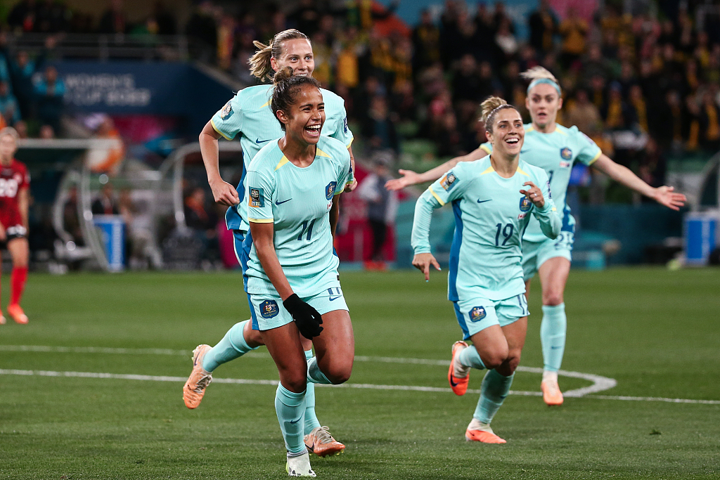 Players of Australia celebrate after scoring a goal in the group game against Canada in the FIFA Women's World Cup at Melbourne Rectangular Stadium in Melbourne, Australia, July 31, 2023. /CFP