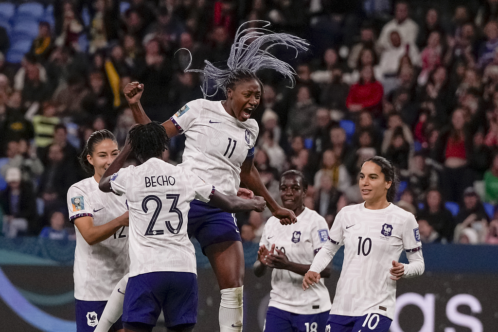 Women's World Cup France, Sweden, South Africa, Jamaica into last 16