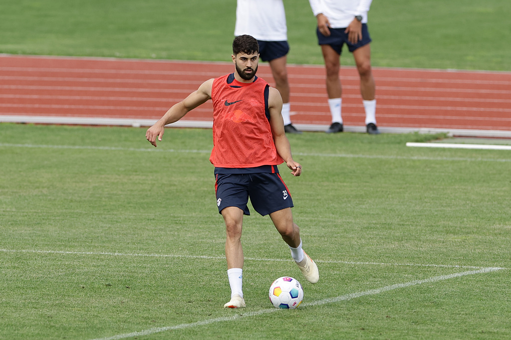 Josko Gvardiol of RB Leipzig in action during team practice in Bruneck, Italy, July 22, 2023. /CFP