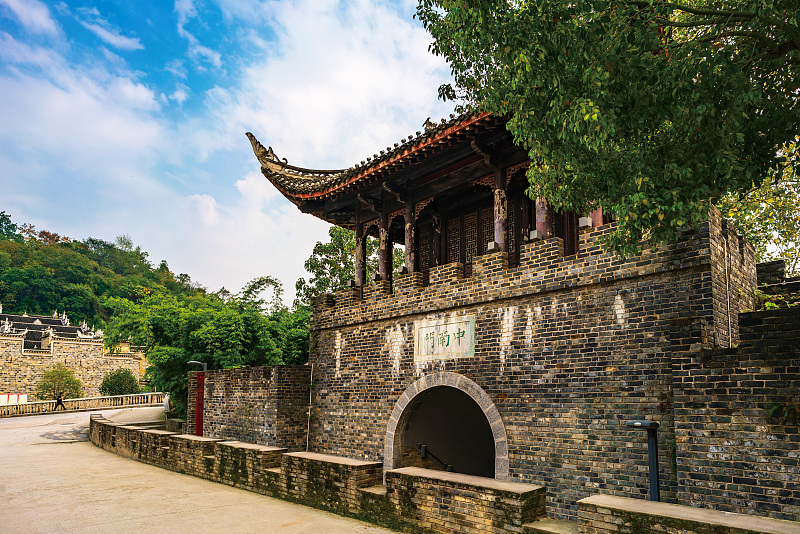 A glimpse of Zhongnanmen Ancient Town in Tongren City, Guizhou Province. /CFP