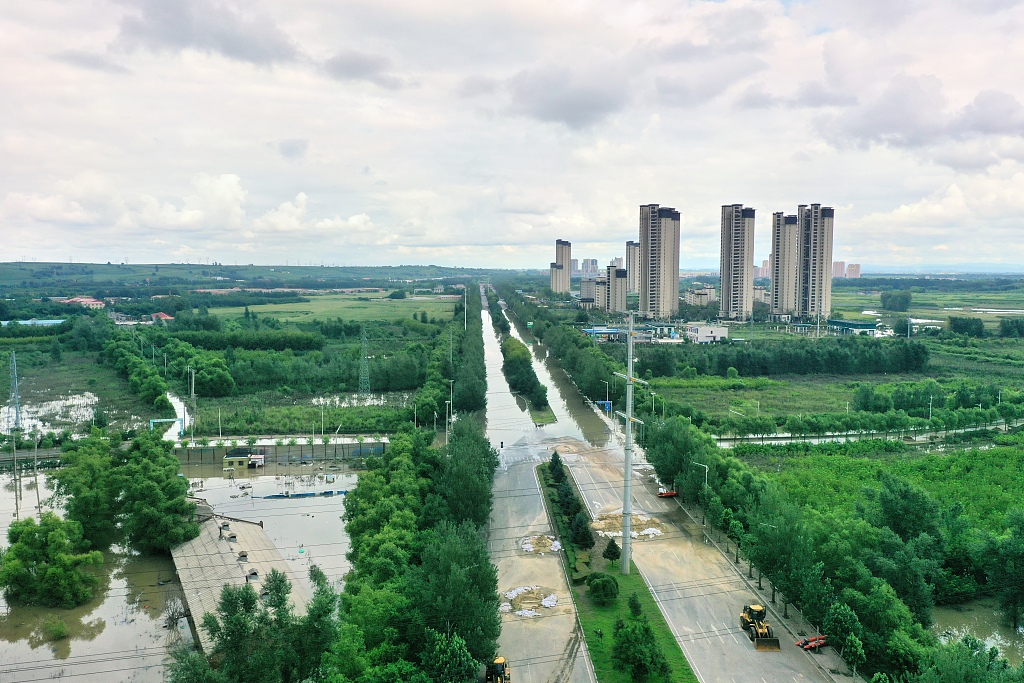 Roads closed due to heavy rains and flood in Harbin, northeast China's Heilongjiang Province, August 8, 2023. /CFP