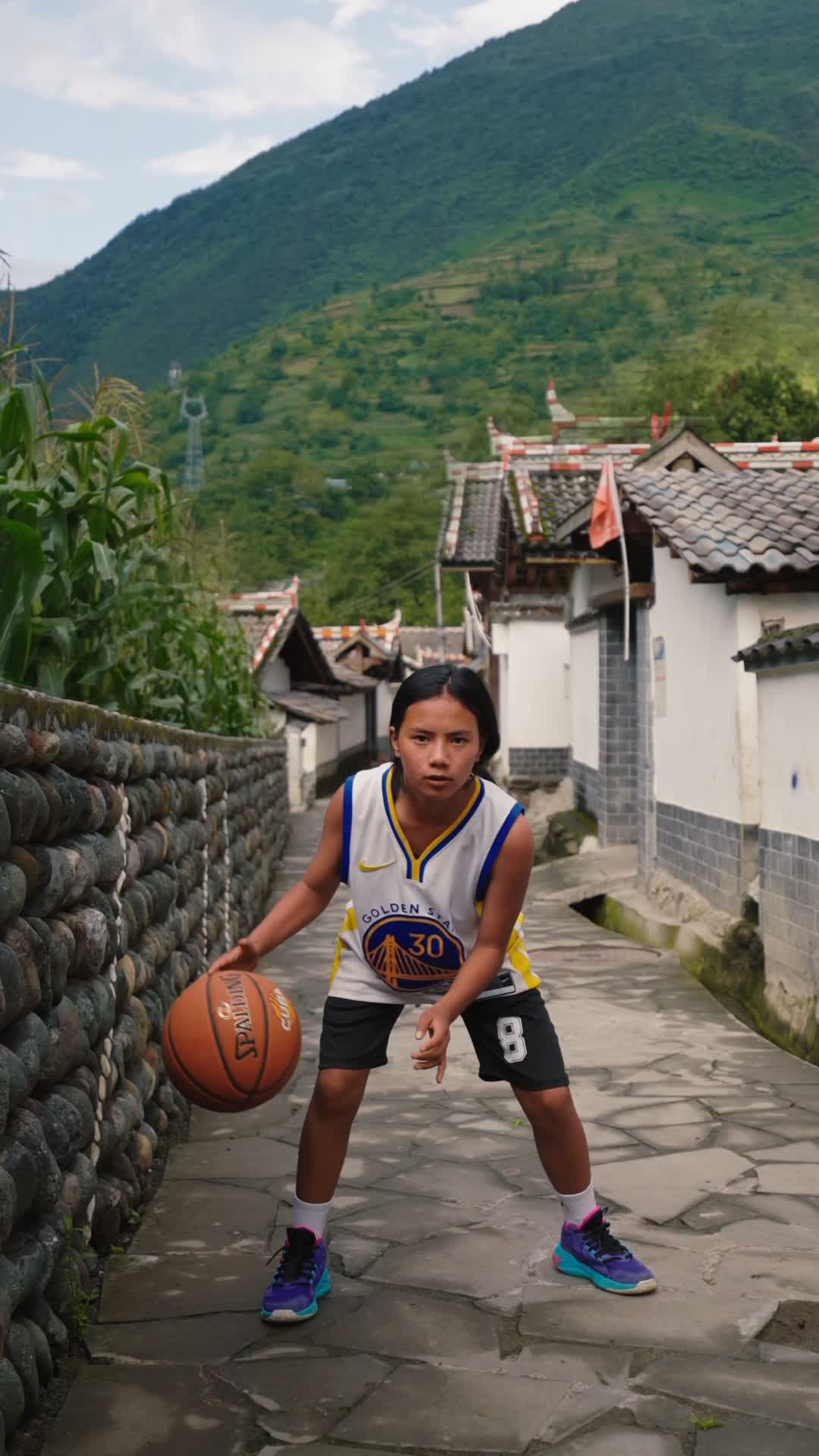 Basketball girl shines in rural China