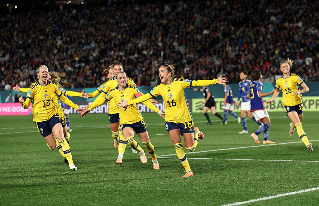 Filippa Angeldal (#16) of Sweden celebrates after scoring a goal in the FIFA Women's World Cup quarterfinals game against Japan at Eden Park in Auckland, New Zealand, August 11, 2023. /CFP