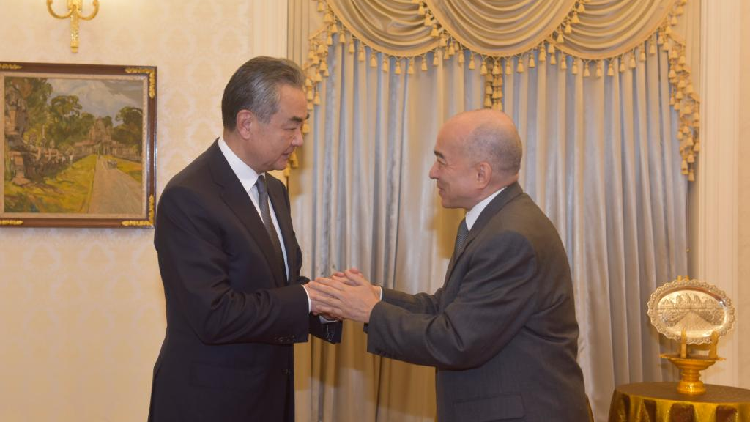 China, Cambodia pledge to boost friendship, cooperation - CGTN
