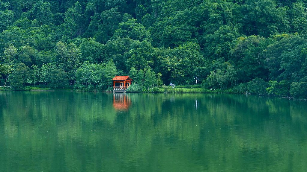 Longtan Park in Liuzhou City of Guangxi Zhuang Autonomous Region in southern China. /CFP