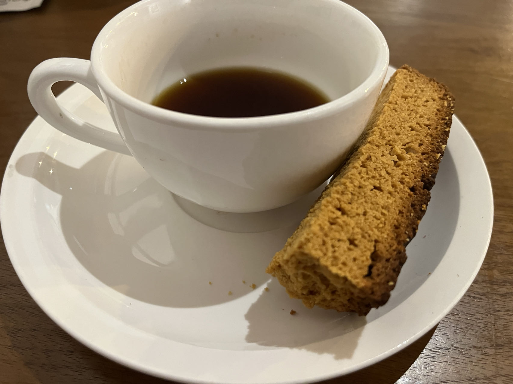 A rusk with a cup of coffee /CGTN