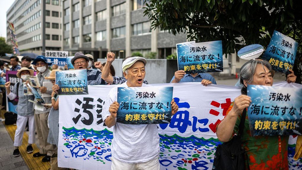 Protesters take part in a rally against the Japanese government's plan to release Fukushima nuclear-contaminated wastewater into the ocean in Tokyo, Japan,  August 18, 2023. /CFP