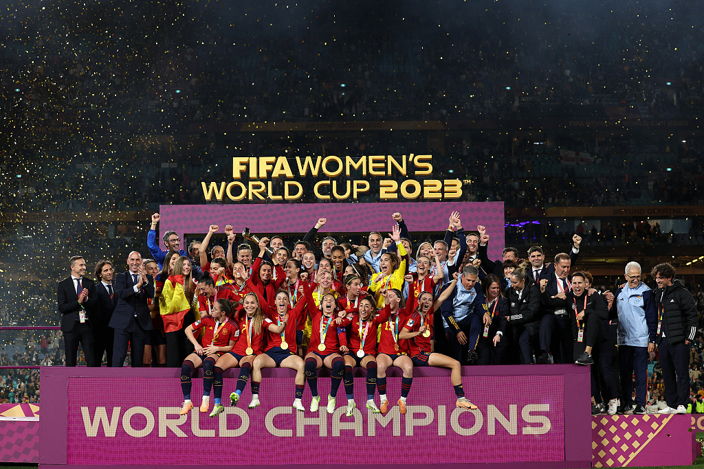 Team Spain celebrate after winning the FIFA Women's World Cup crown in Sydney, Australia, August 20, 2023. /CFP
