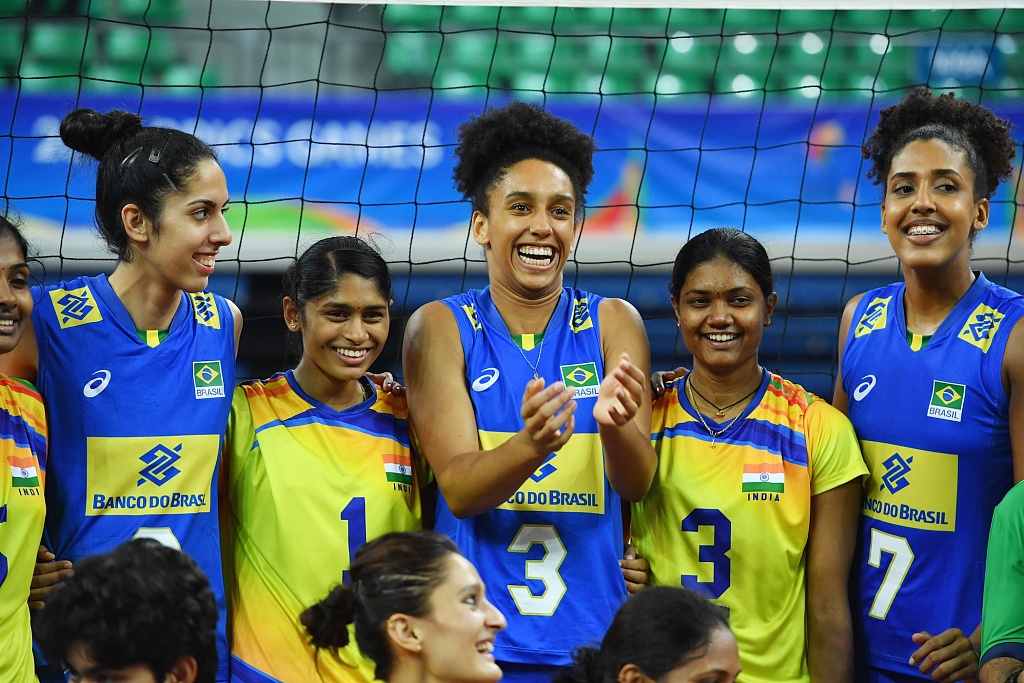 A file photo shows a match between the Brazilian women's volleyball team and the Indian women's volleyball team held in Guangzhou as part of the 2017 BRICS Games. /CFP