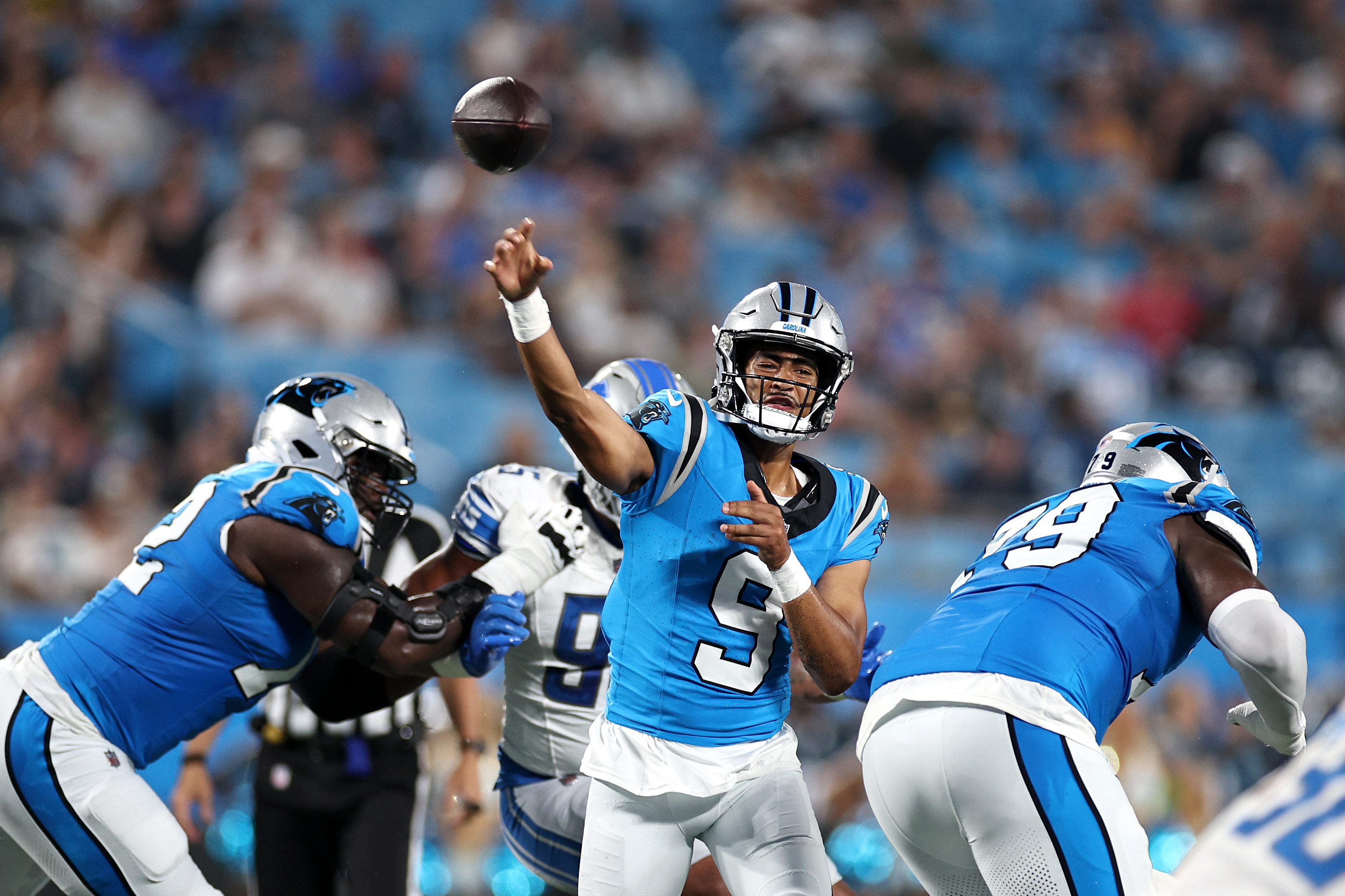 Quarterback Bryce Young (#9) of the Carolina Panthers passes in the pre-season game against the Detroit Lions at Bank of America Stadium in Charlotte, North Carolina, August 25, 2023. /CFP 